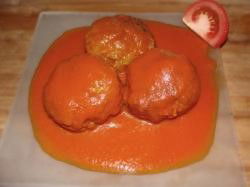 Boulettes à la sauce tomate