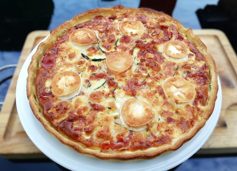 Tarte salée au fromage de chèvre et courgettes