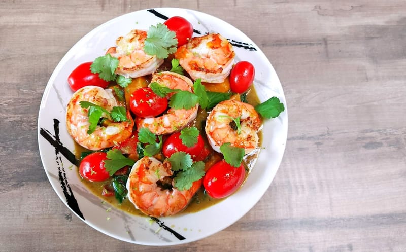 Curry de patates douces et de scampis au lait de coco