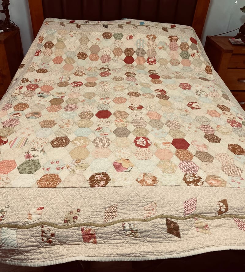 Heritage Patchwork by hand stitching