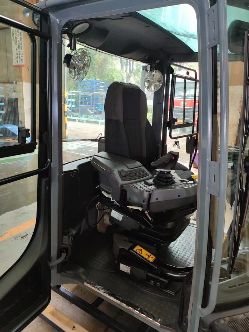 Custom Cabins for Engineering & Heavy Machinery
