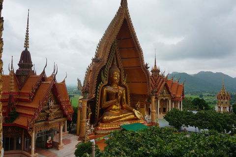 Wat Tham Suea : Un Temple Impressionnant à Kanchanaburi