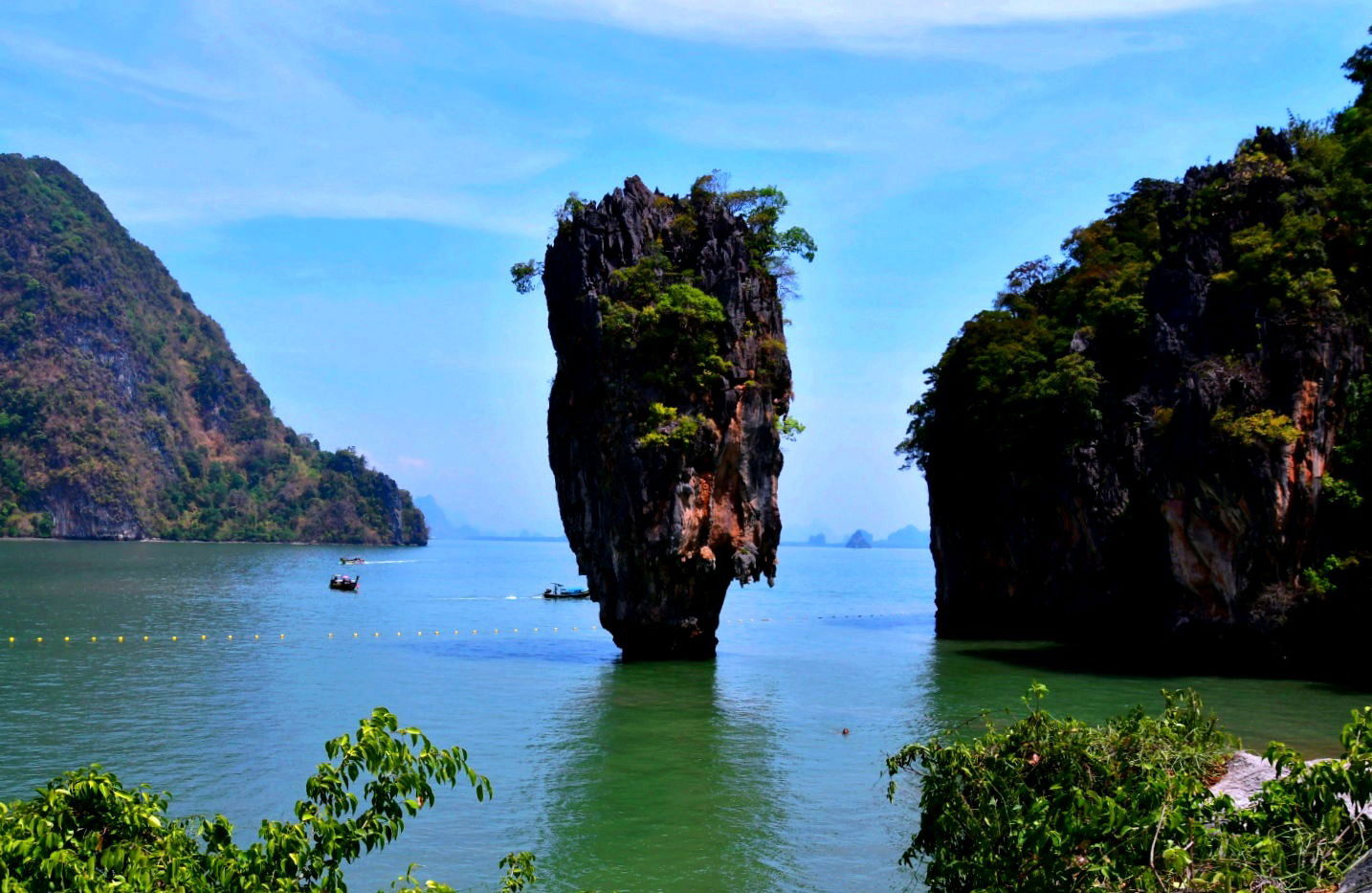 La baie de Phang Nga et de l'île "de James Bond"