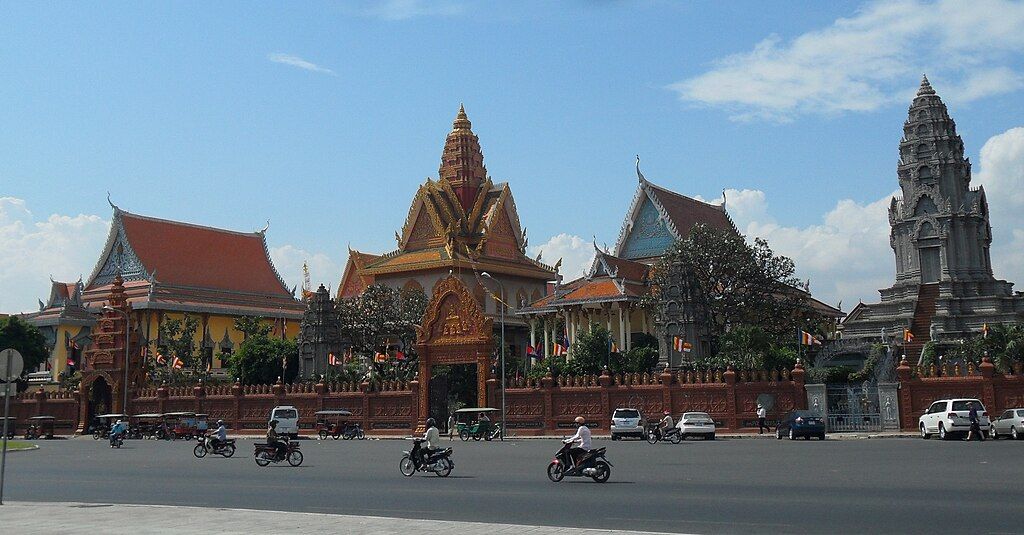 Wat Ounalom – Le centre spirituel du bouddhisme à Phnom Penh