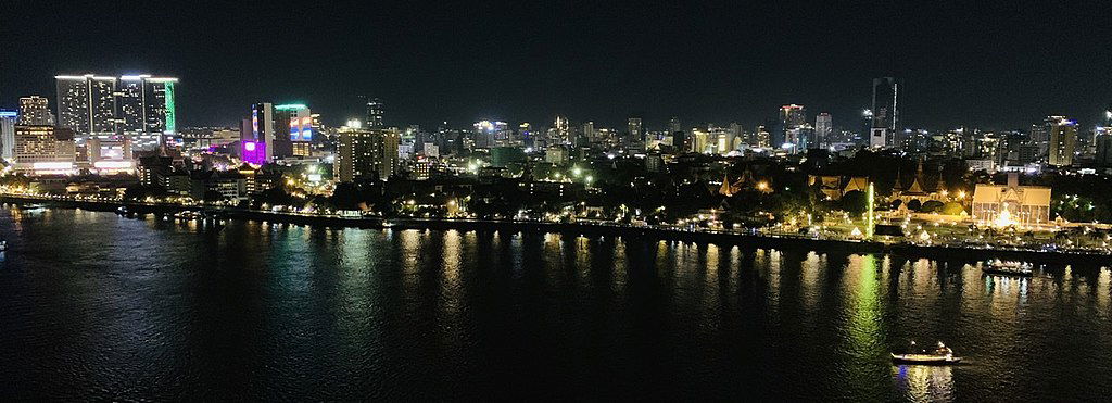 Phnom Penh, capitale du Cambodge : histoire, patrimoine et vie quotidienne