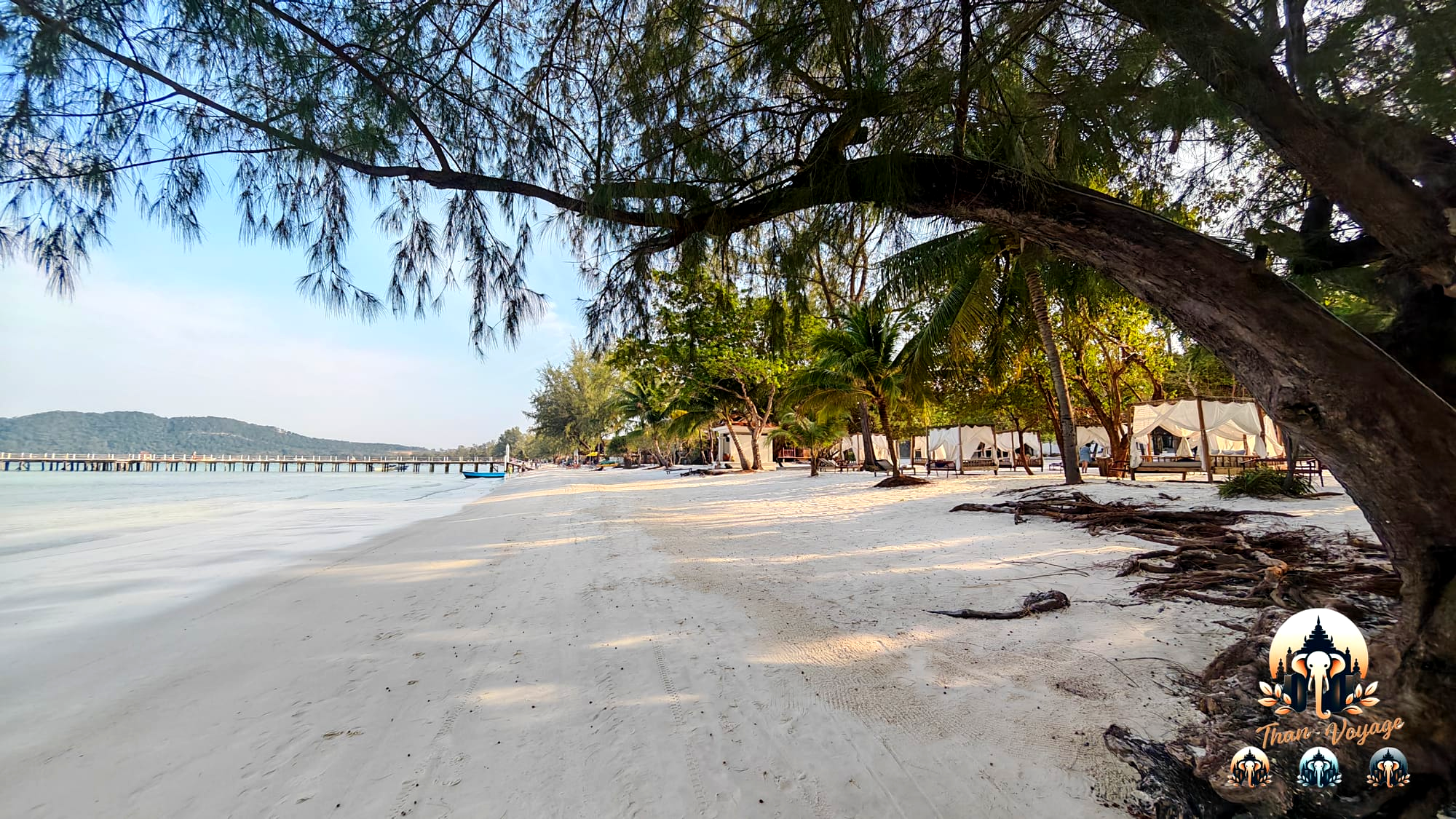 Saracen Bay à Koh Rong Sanloem : la plage la plus pratique, mais pas la plus intacte