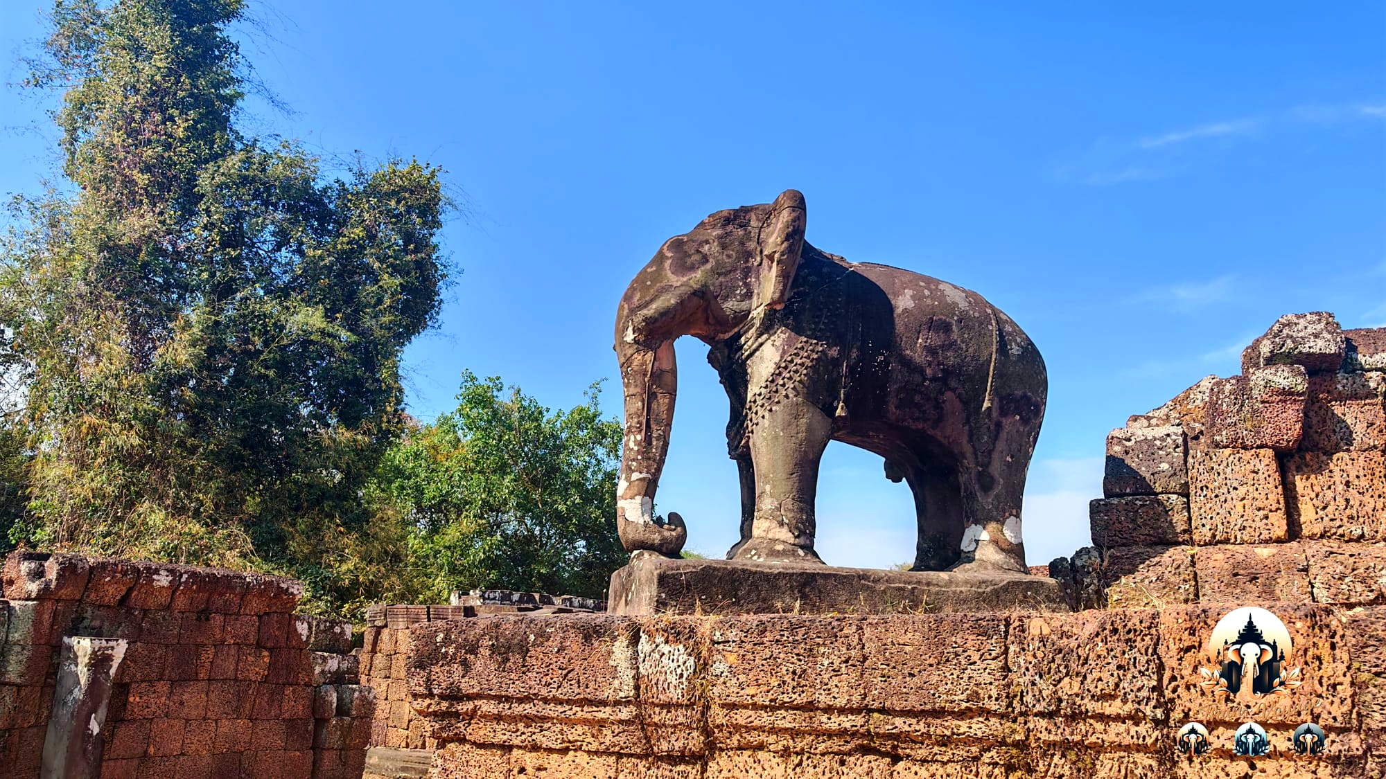 East Mebon à Angkor : le temple aux éléphants de pierre