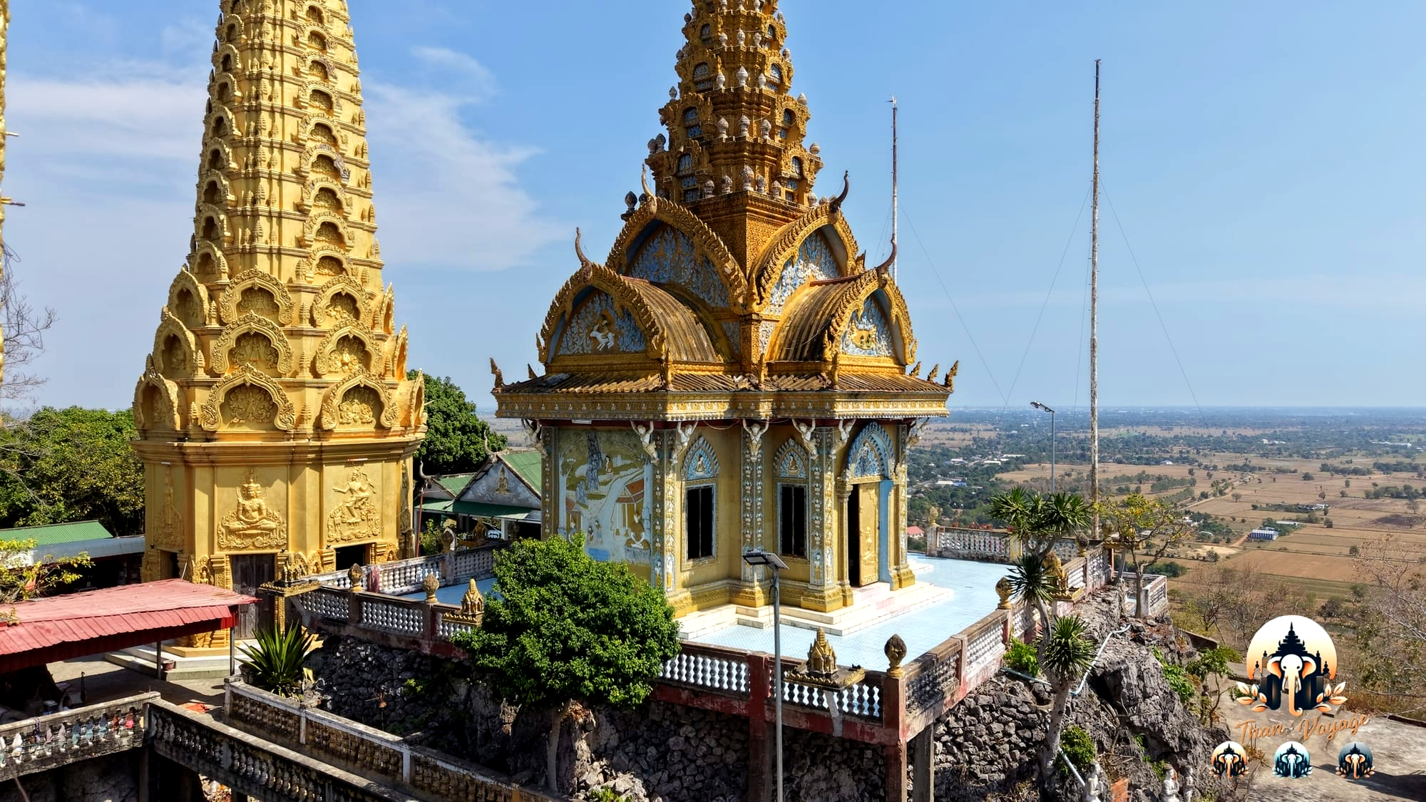 Phnom Sampeau à Battambang : temple, mémoire et chauves-souris