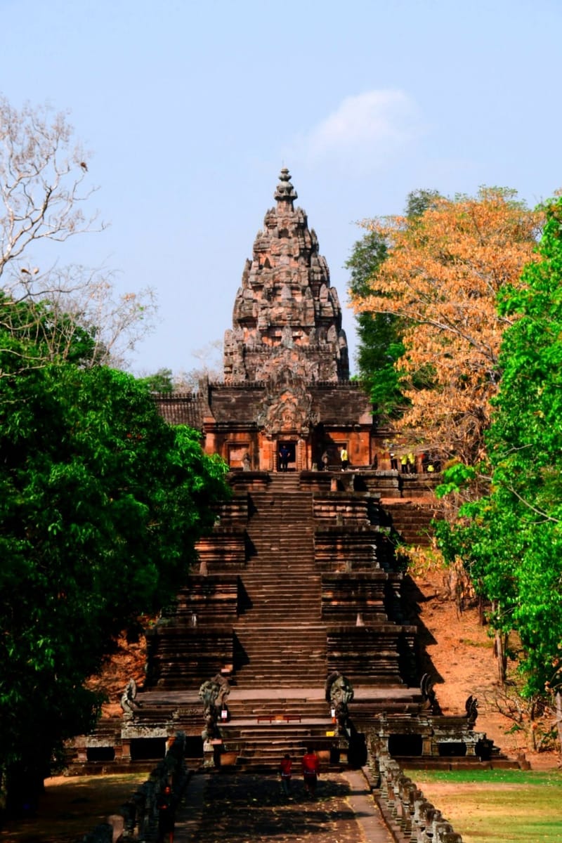 29/02/2024 - À la découverte des temples khmers de Phanom Rung et Prasat Mueang Tam