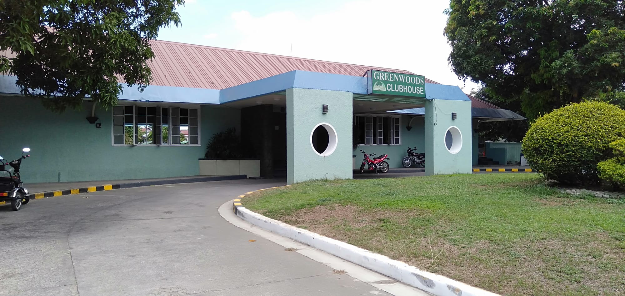 Greenwoods Executive Village