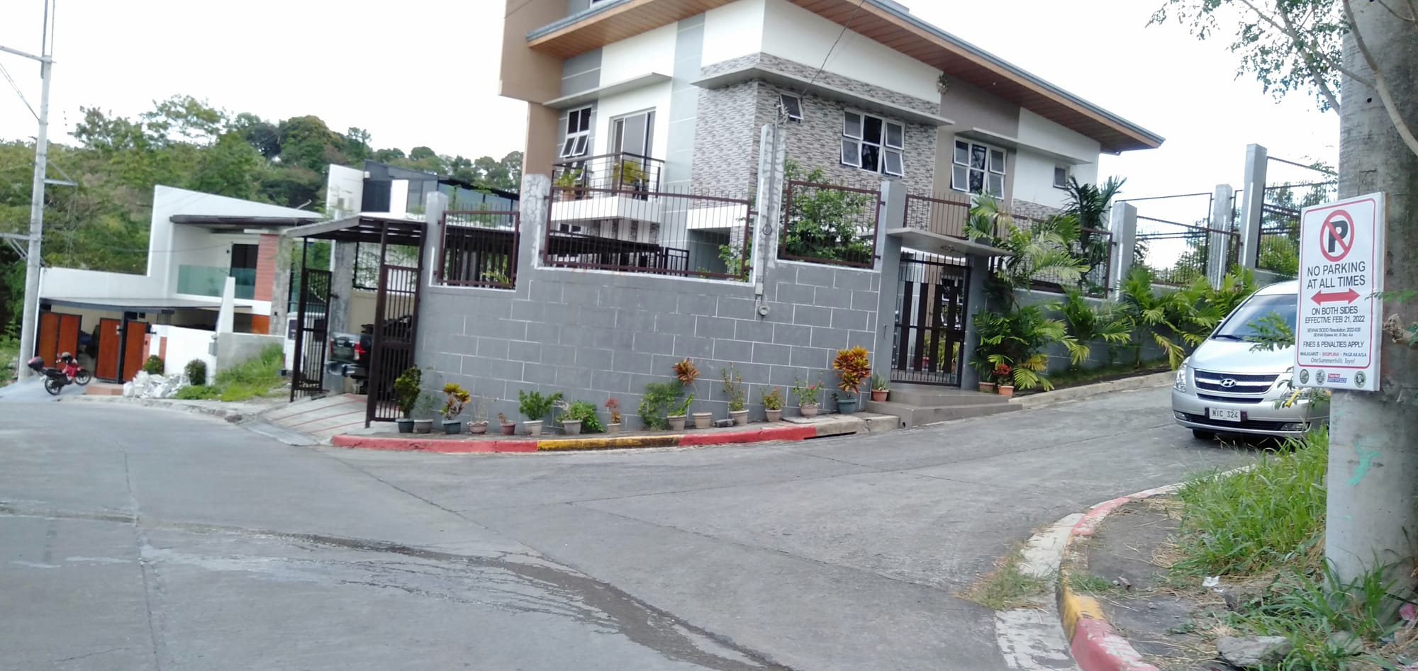 Summer Hills Executive Village
