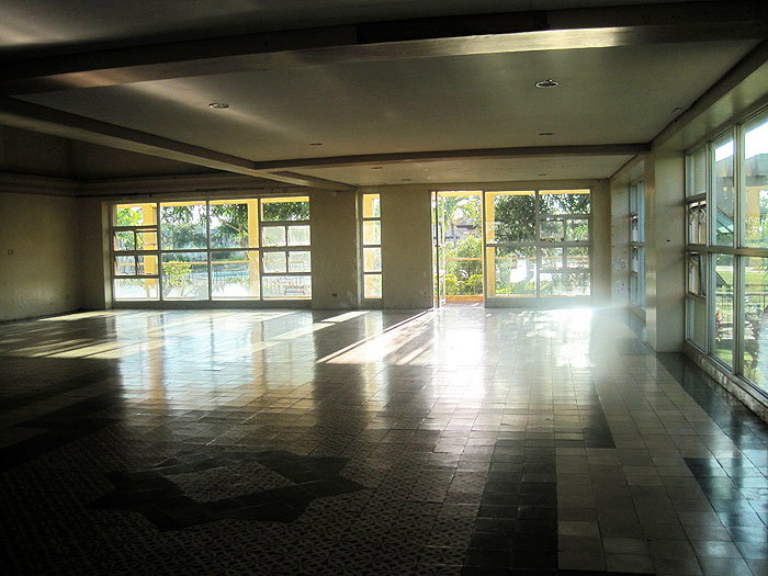 Metropolis Green Residential & Commercial Estate