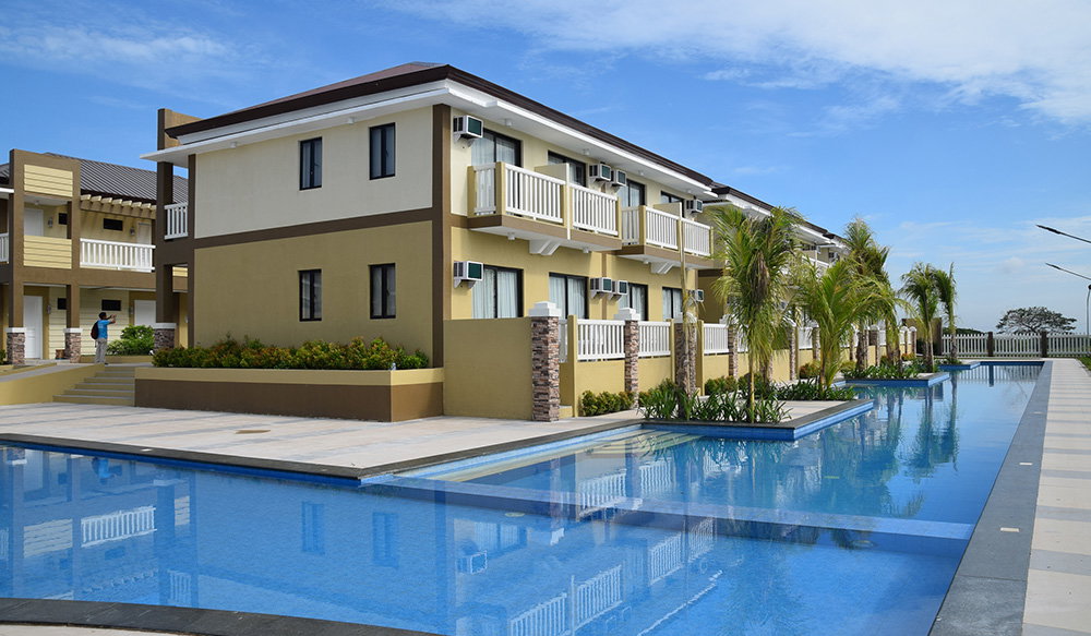 Saddle & Club Residential & Commercial Estate is located, des