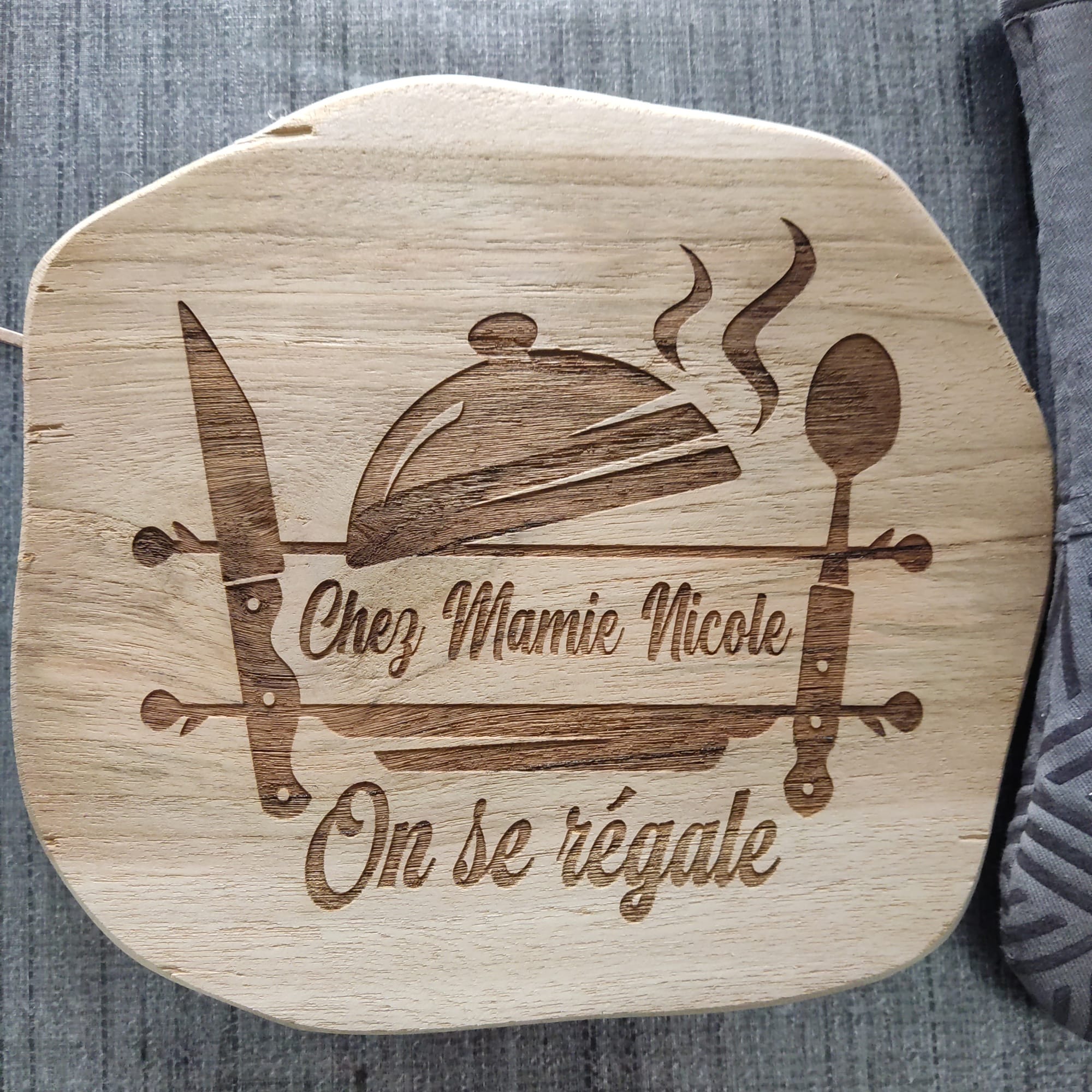 Dessous de plat en bois personnalisé