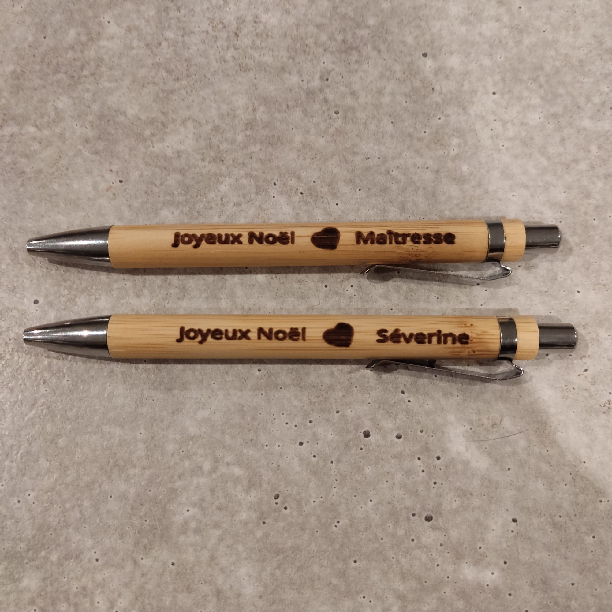 Stylo bambou personnalisé