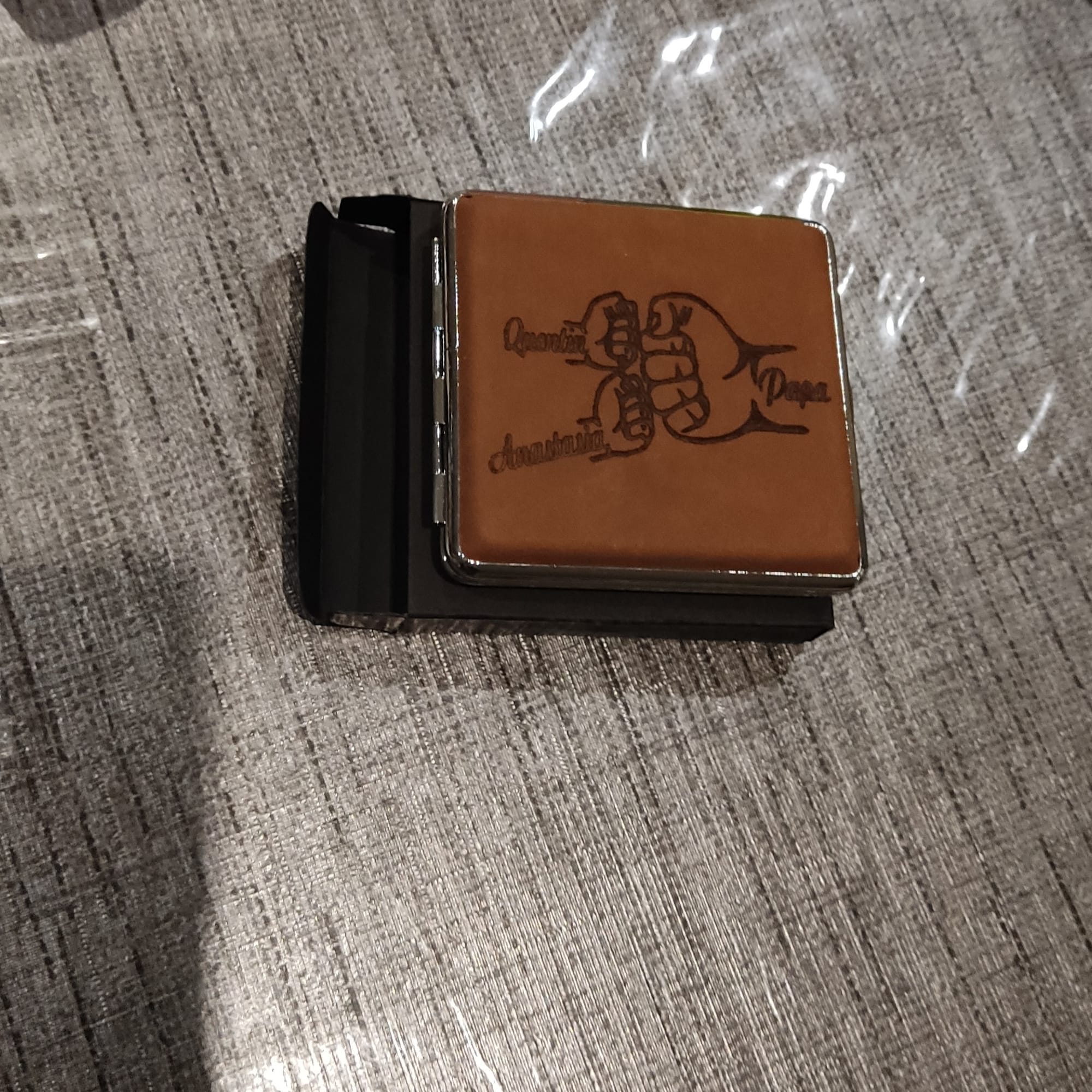 Etui à cigarettes personnalisé