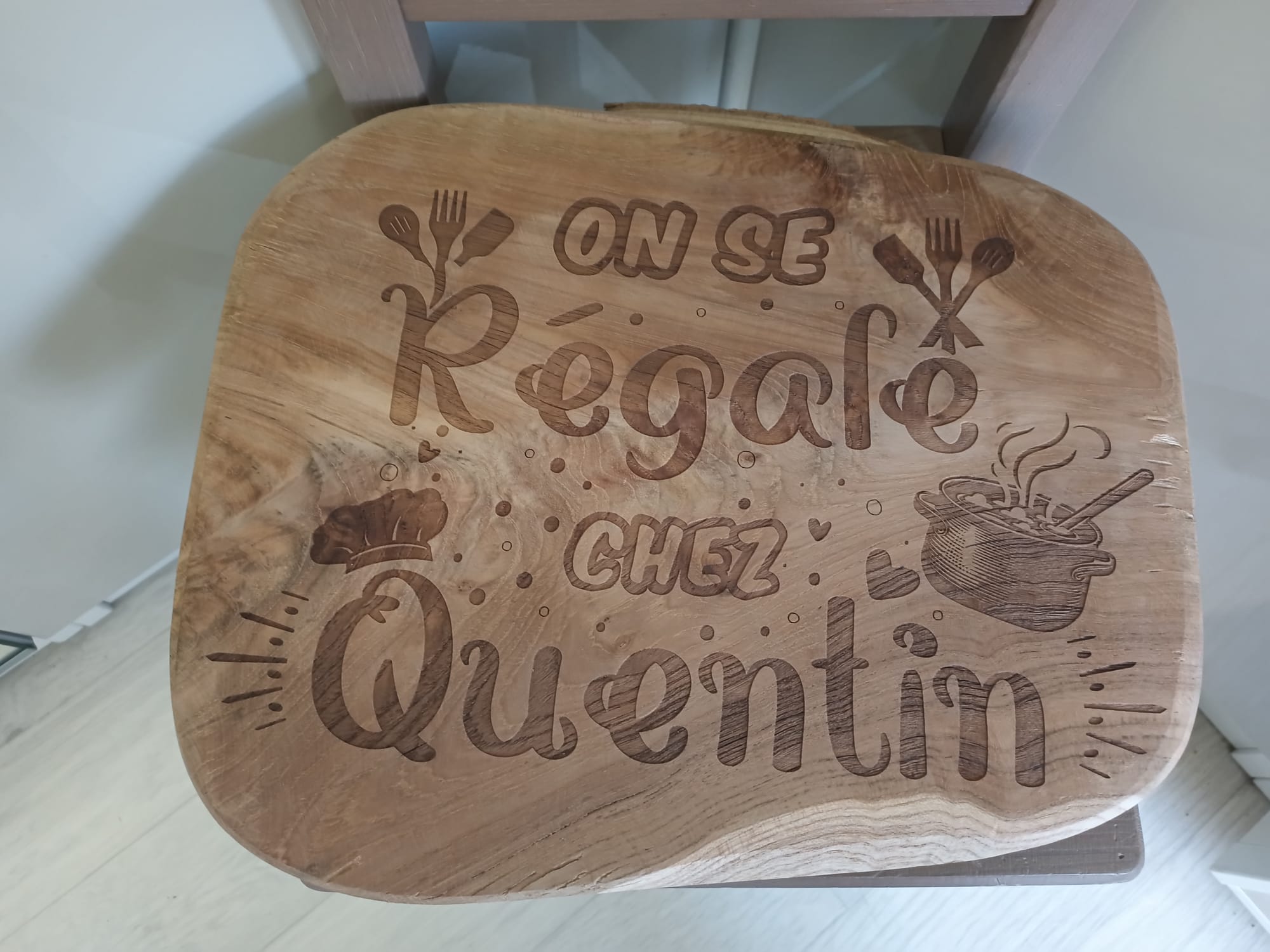 Dessous de plat en bois personnalisé