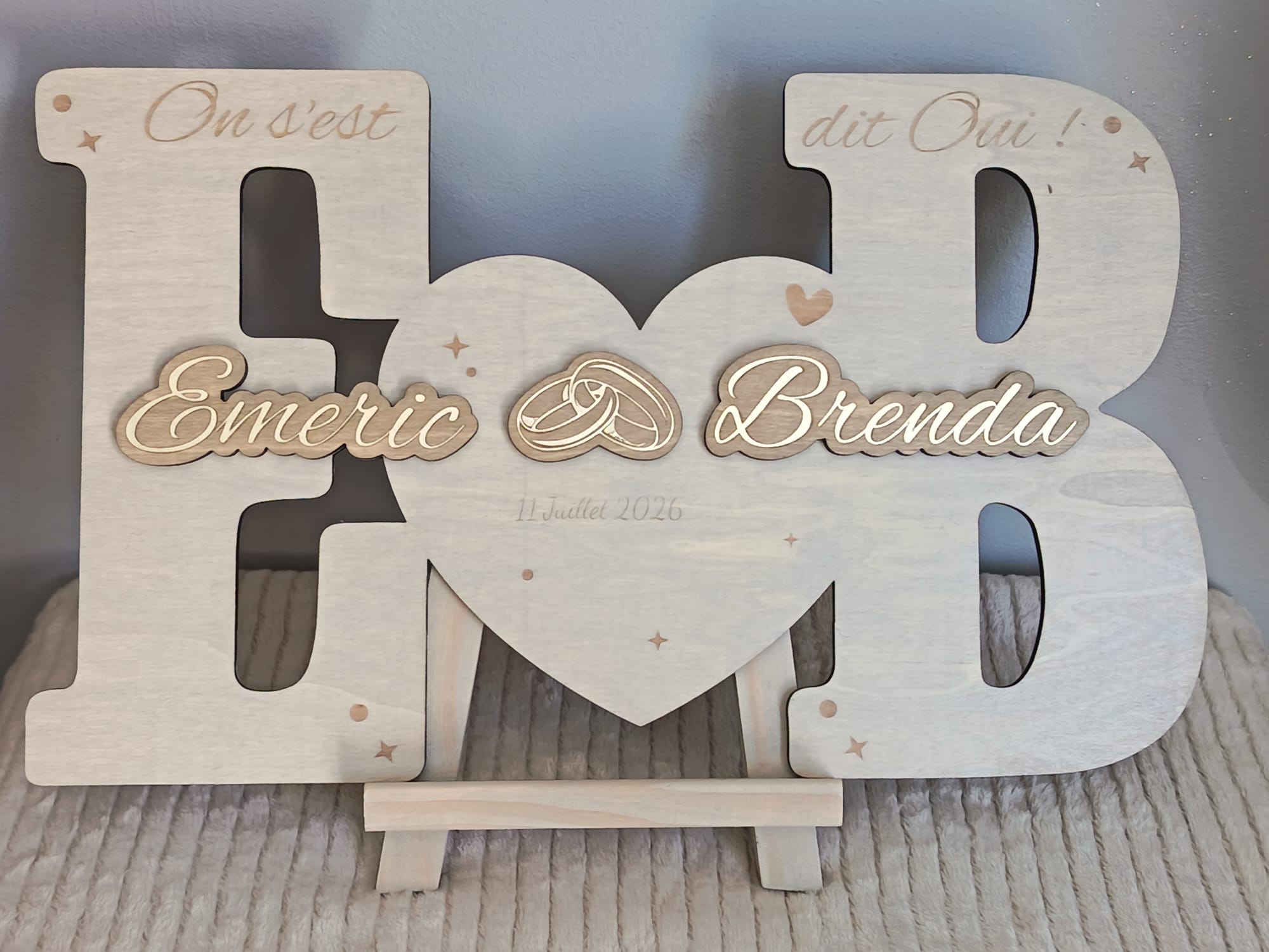 Panneau Initiale et prénom mariage en bois personnalisé