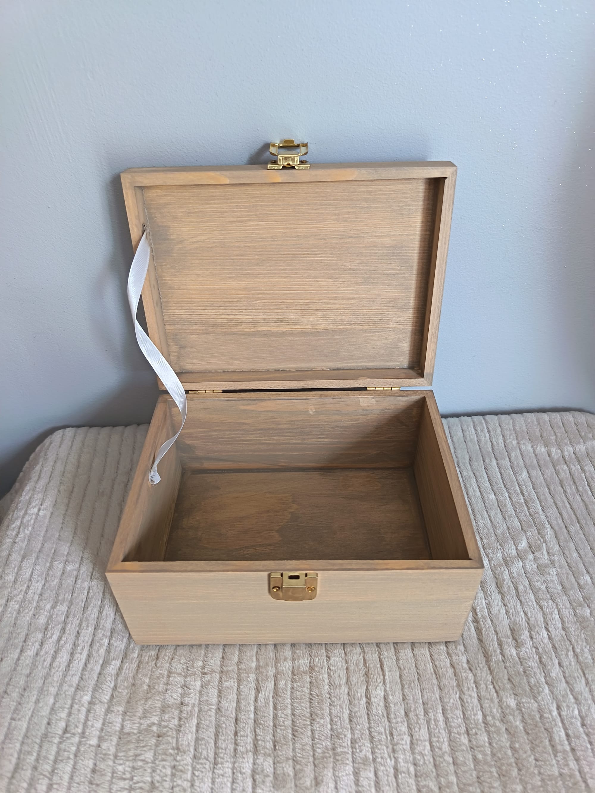 Boîte à souvenirs personnalisée en bois 20x15x10 cm