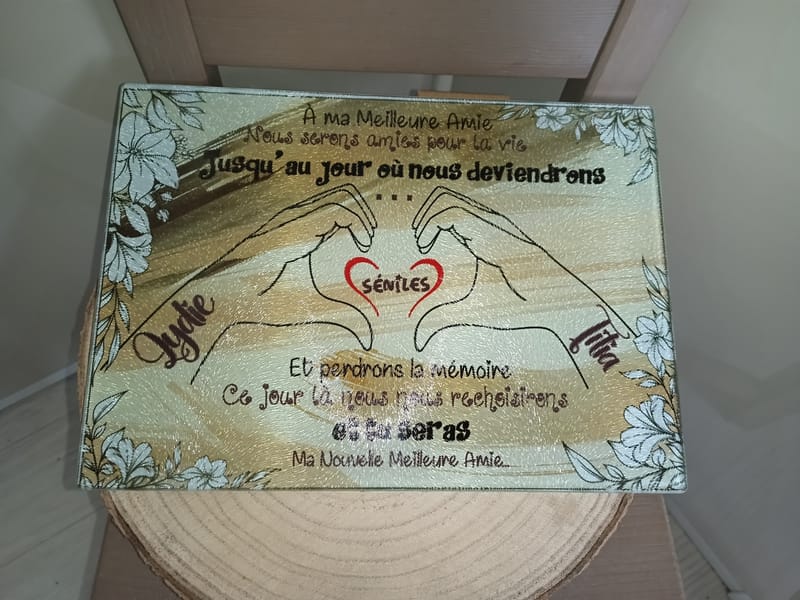 Planche à découper en verre personnalisée