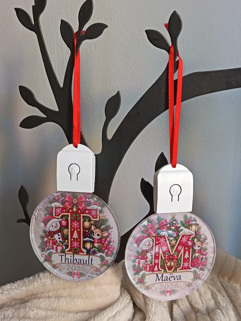  Illuminez votre sapin avec une décoration unique et personnalisée ! 