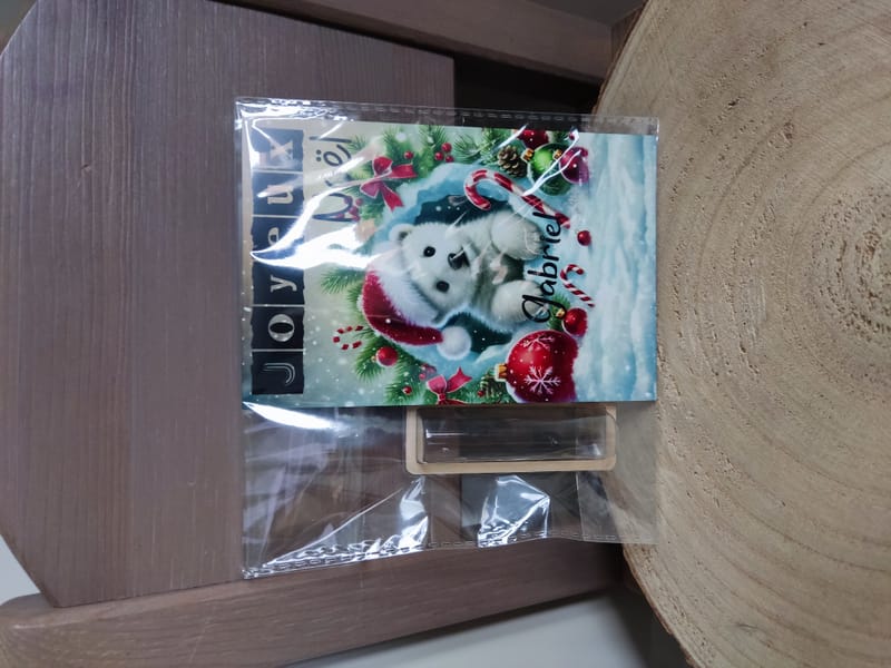 UNE CARTE DE NOËL PERSONNALISÉE POUR GLISSER UN PETIT CADEAU !