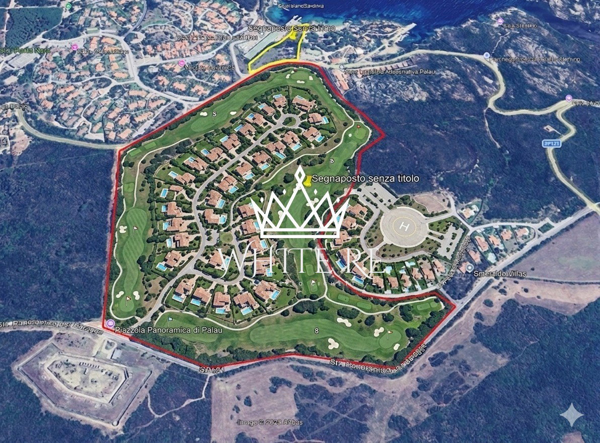 Terreno Panoramico con Vista Mozzafiato sull'Arcipelago della Maddalena