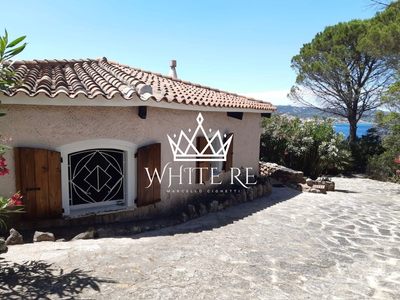 VILLA IN AFFITTO NORD SARDEGNA PER I MESI ESTIVI GOLFO DI CANNIGIONE - DIREZIONE COSTA SMERALDA
