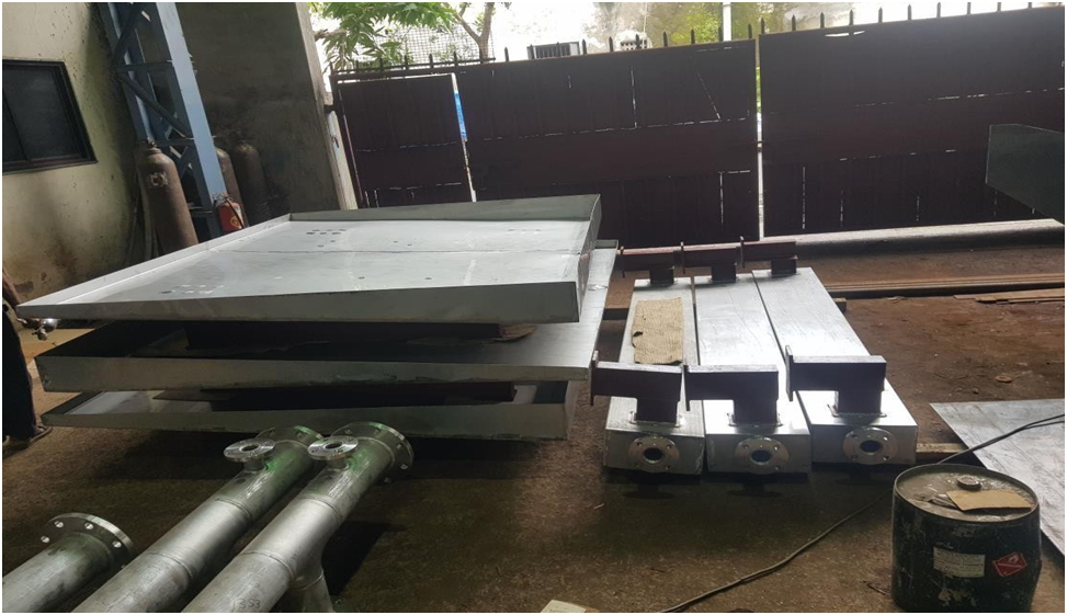 S.S. 304 Trays and Covers – M/s Esmech Equipment Pvt Ltd.
