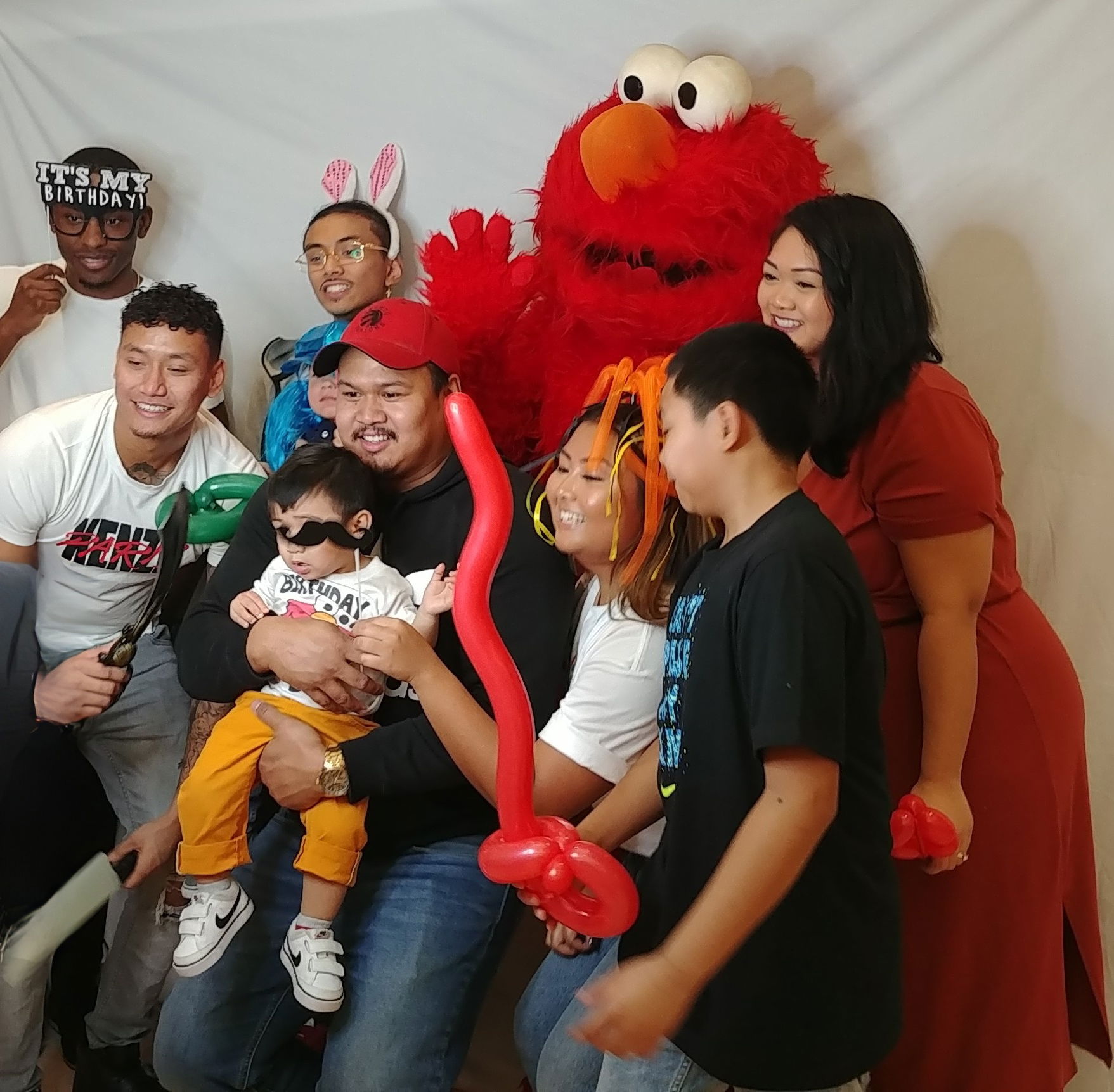Elmo Mascot Birthday Party – Kids Party Entertainment Toronto