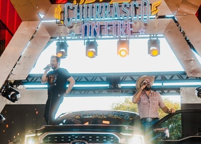 Churrasco On Fire, da dupla Fernando e Sorocaba, chega a Ribeirão Preto