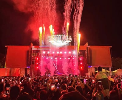 Matheus & Kauan arrastam multidão na abertura do Restinga Rodeo Music 2026