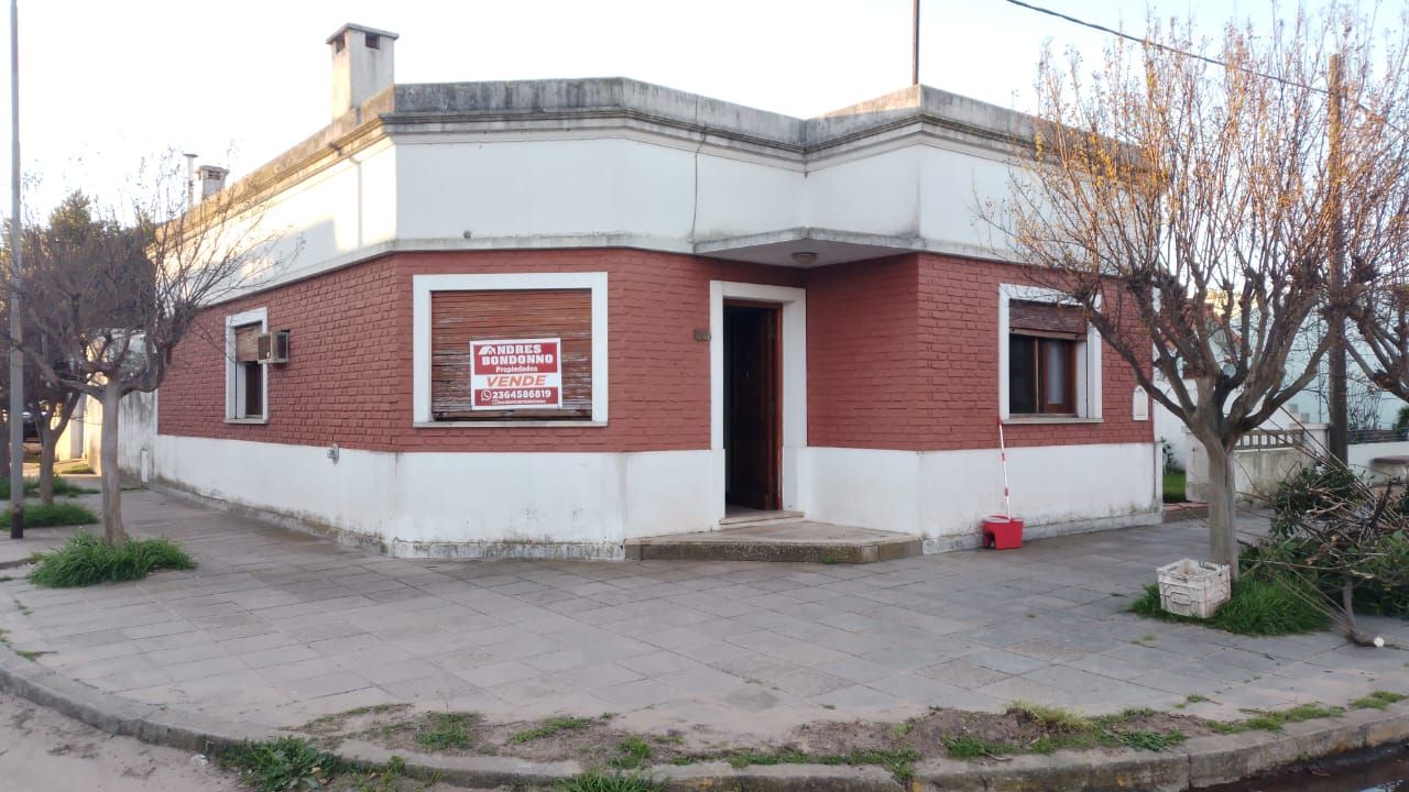 Calle Jacarandá 147- Localidad Morse