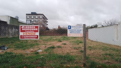 2 LOTES en calle Ataliva Roca, casi Orellanos