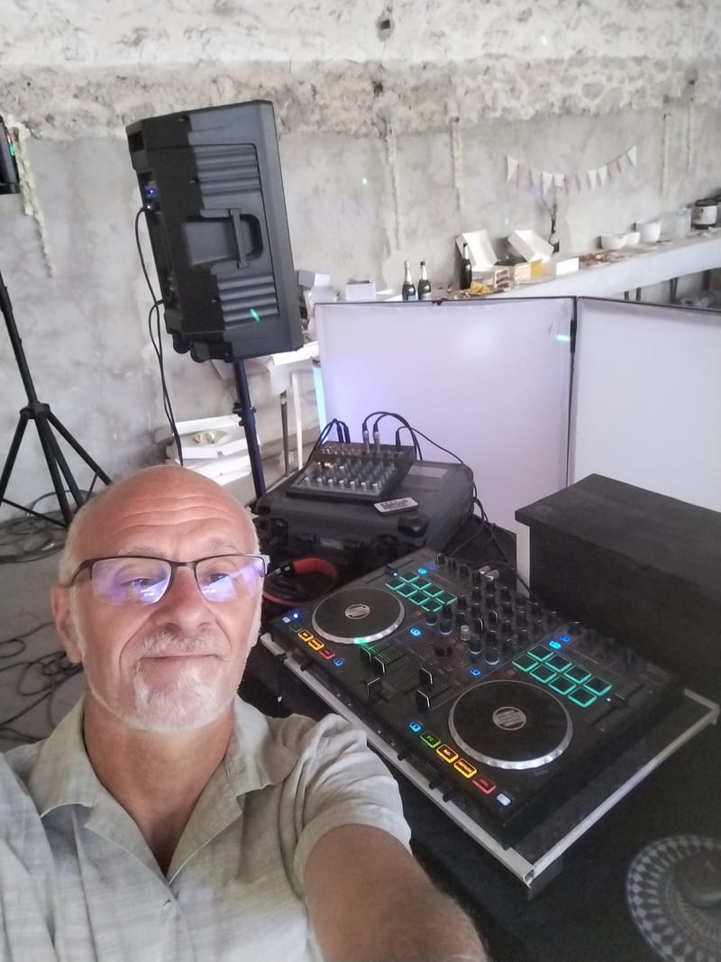 DJ SIM