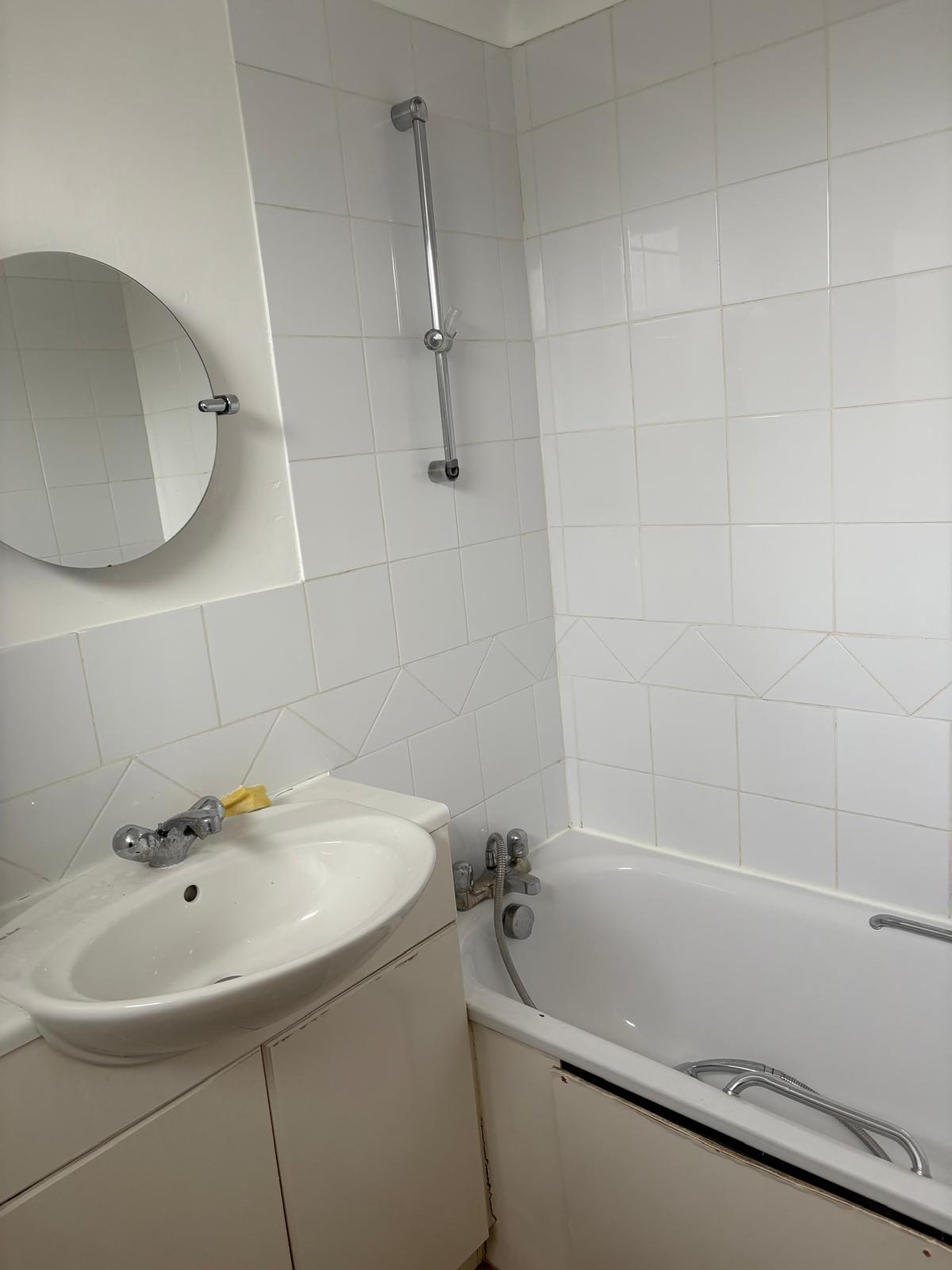Full Refurb - Original Bathroom