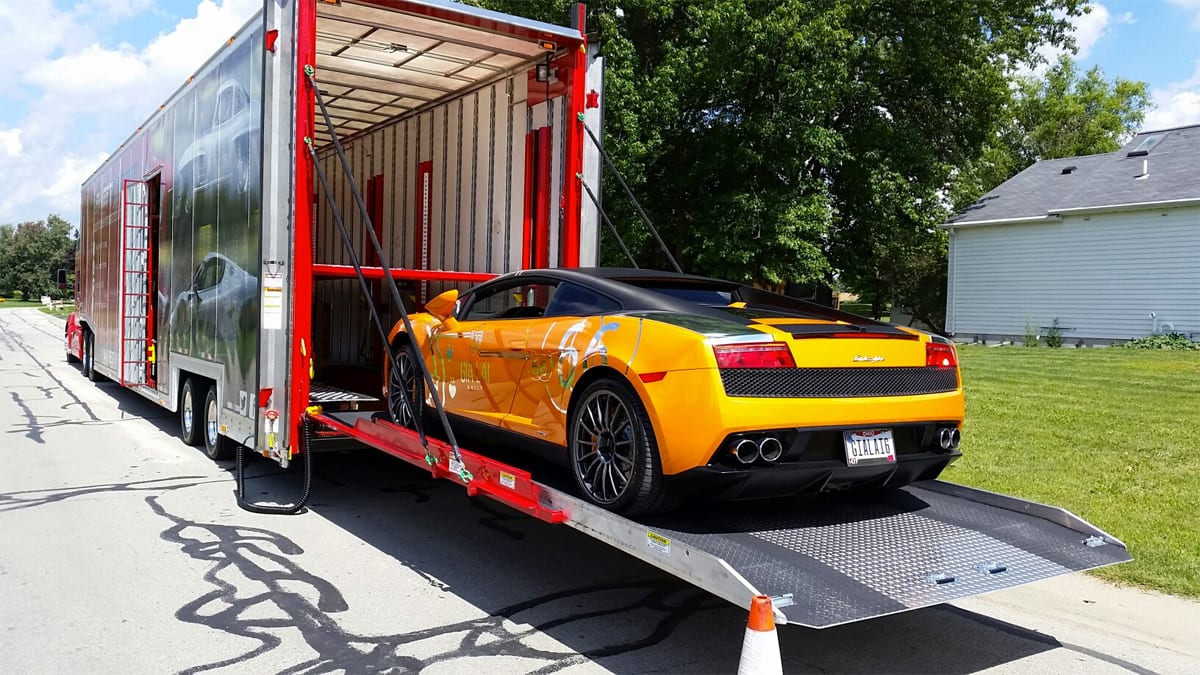 Why People Choose Enclosed Auto Transport To Ship Their Vehicles