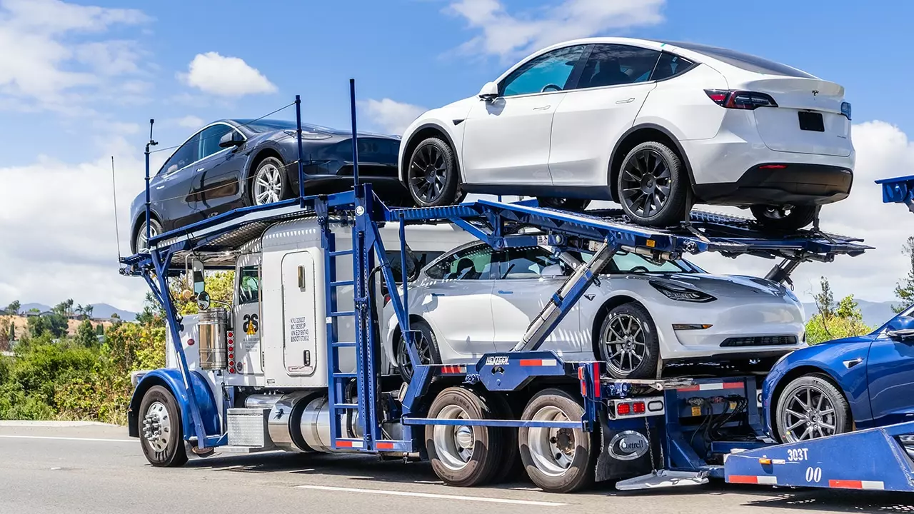 How Door to Door Car Shipping Works- Benefits & Process