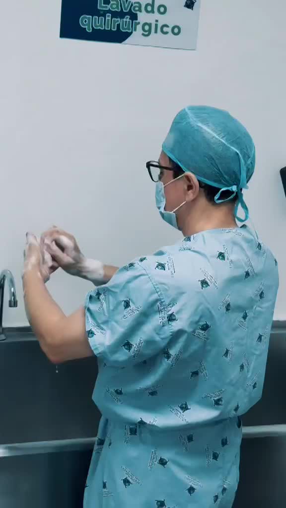 BIOPSIA EXCISIONAL BILATERAL DE AMBAS MAMAS