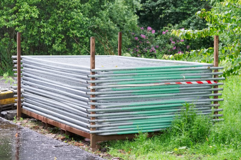 Heras Fencing vs. Traditional Fencing: Which is Right for Your Project?