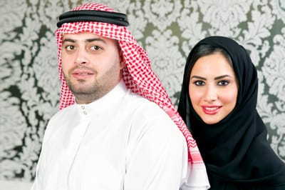 10 أسئلة مهمة تسألها للخطابة قبل البدء لضمان الجدية والسرية