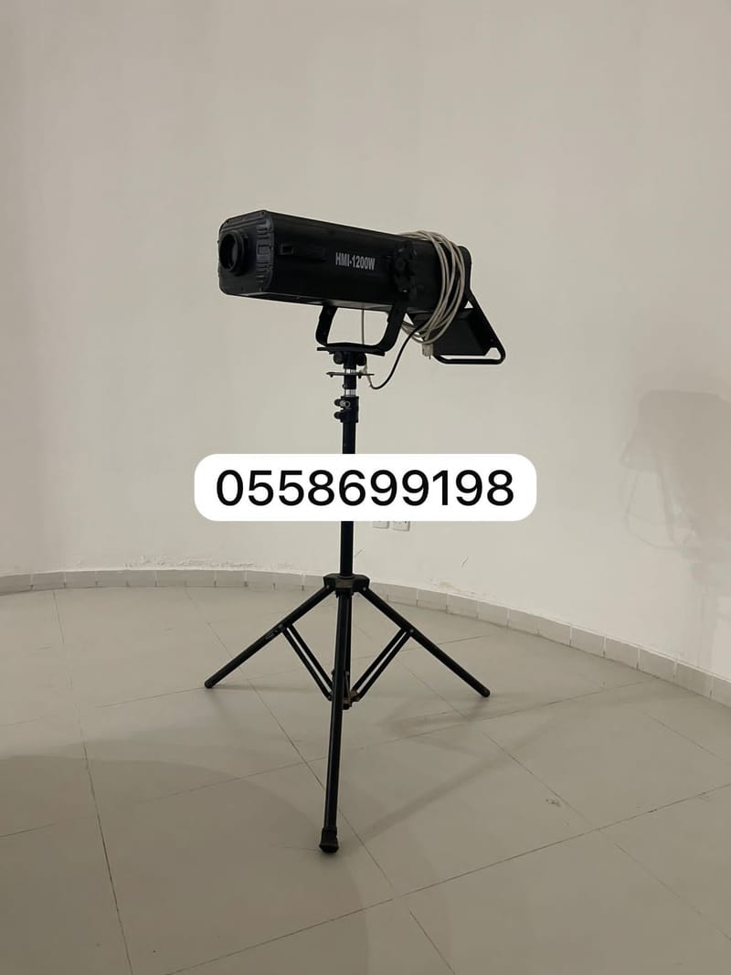 تأجير كشاف متابعة العروس بالرياض 0558699198 كشاف اضاءة زفة عروس إضاءات تتبع