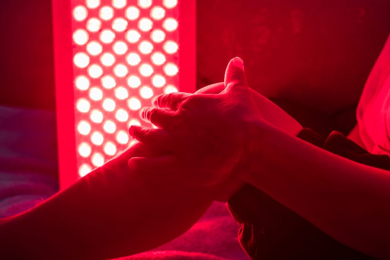 WHAT, WHY, HOW RED LIGHT THERAPY