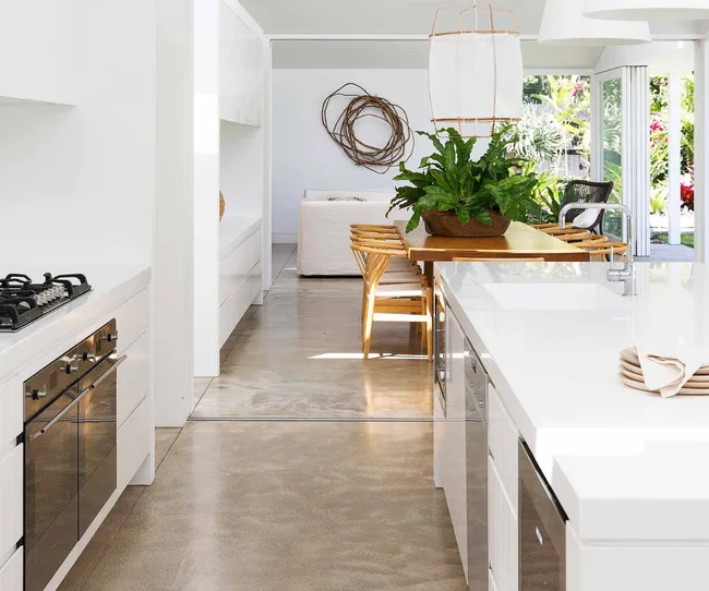 How to clean the dishwasher (the correct way)