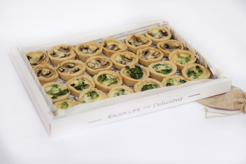 מגש מיני קישים