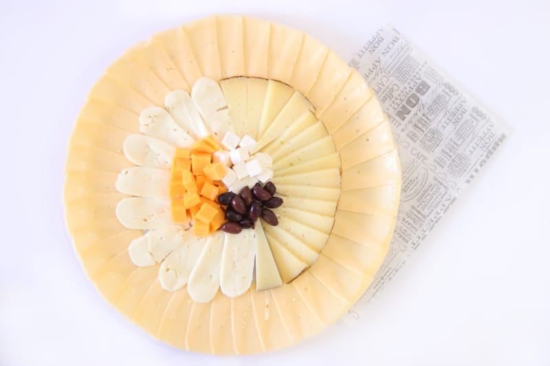 מגש גבינות מובחרות