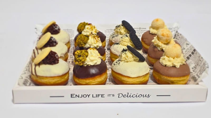 מגש מיקס סופגניות מיוחדות