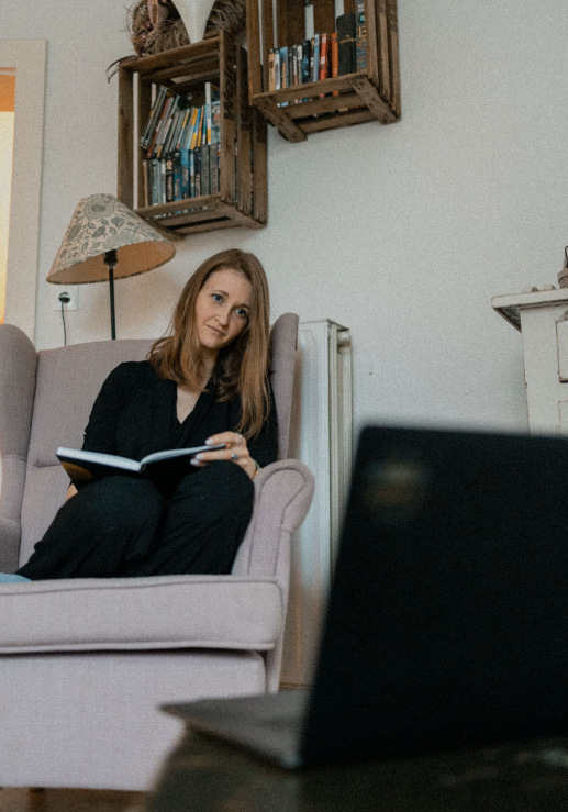 1-2-1 Online Support