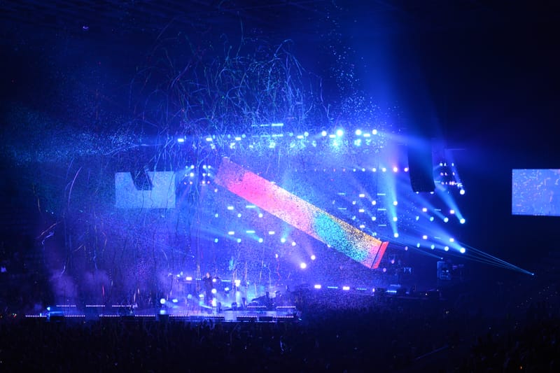 Cesare Cremonini live Torino