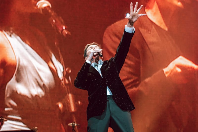 Gianni Morandi live Torino